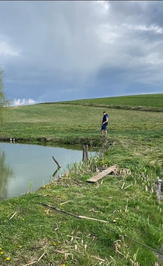 Agroturystyka Nad Jeziorem Silickim Ilinscy Silice Luaran gambar